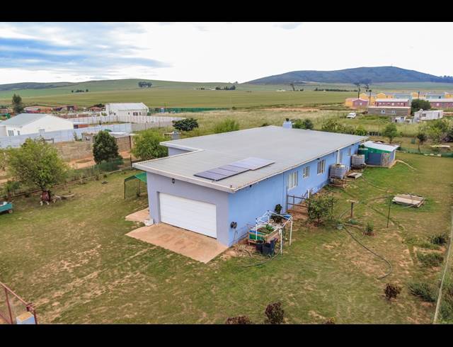 3 BEDROOM HOUSE FOR SALE IN HOOIKRAAL